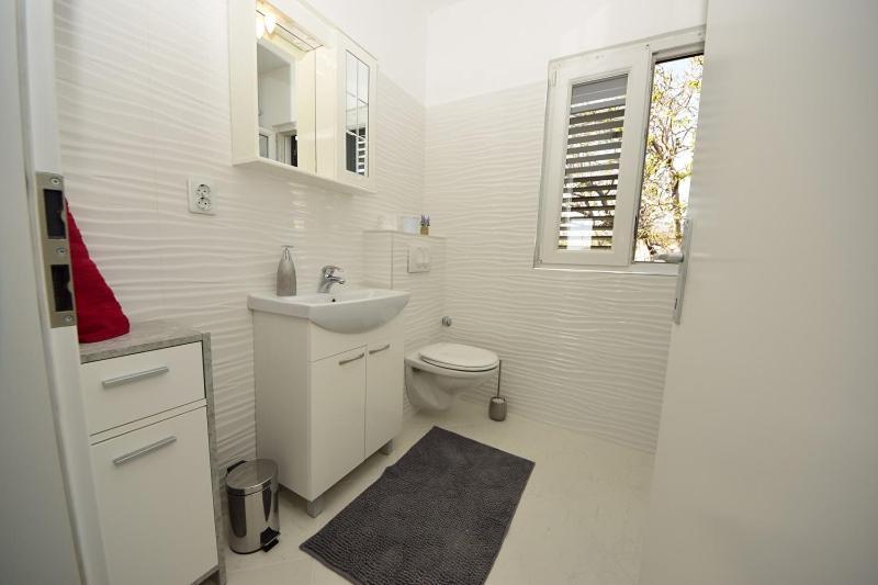 Zora Apartment Seget Vranjica Exterior photo