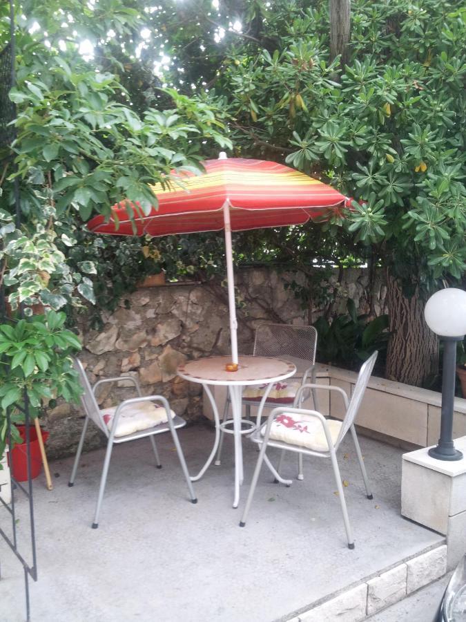 Zora Apartment Seget Vranjica Exterior photo